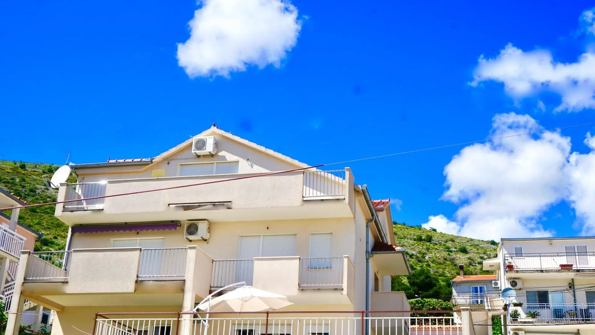 Blue Horizon Retreat Apartment Trogir