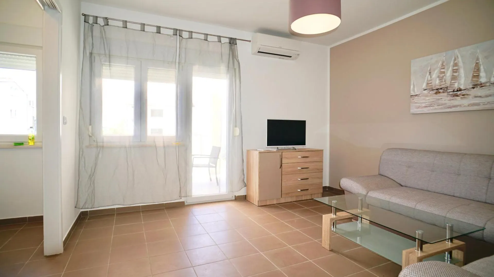 Blue Horizon Retreat Apartment Trogir 0*,